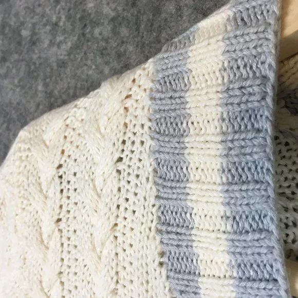 Lauren Ralph Lauren Sweater S M Preppy Cable Knit Blue Ivory V Neck Cuffed Braid - Picture 3 of 11